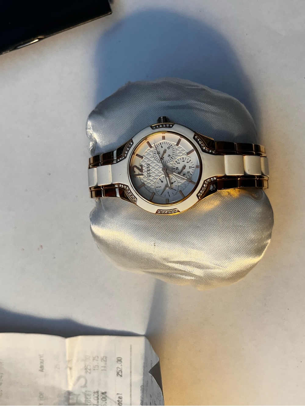 Guess watch - Picture 3 of 6
